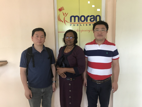 杨云鹏一行与Mary W Maina总经理合影